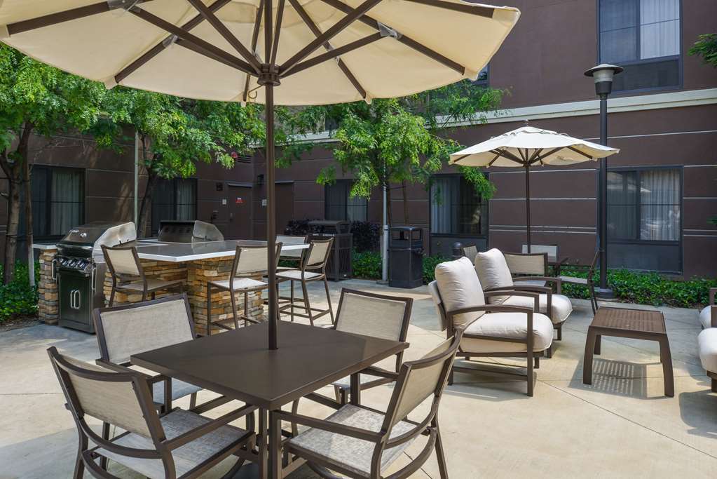 Homewood Suites By Hilton Fresno Exteriér fotografie